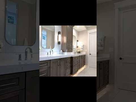 Beautiful Bathroom Vanity!!đ