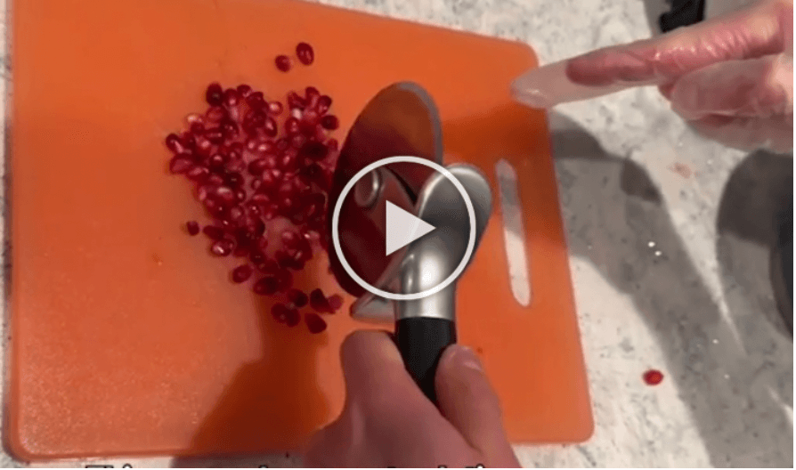 Stop "feeding" this enzyme that darkens spots on your skin